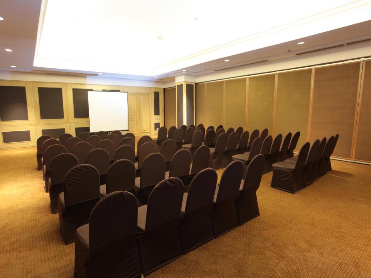 Summit Circle Cebu - Quarantine Hotel Extérieur photo