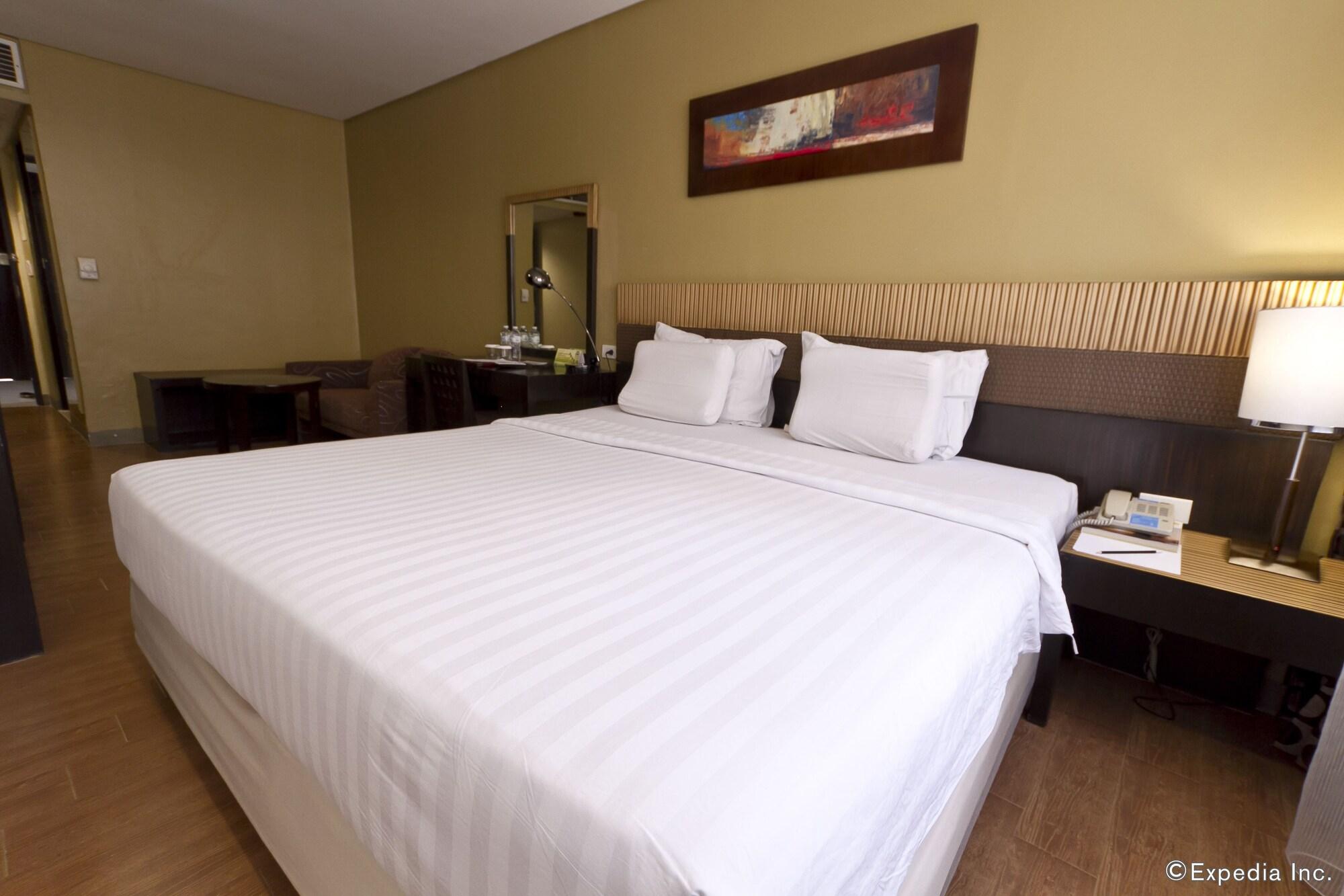 Summit Circle Cebu - Quarantine Hotel Extérieur photo