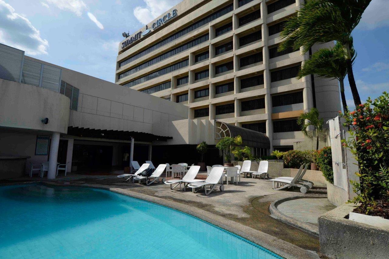 Summit Circle Cebu - Quarantine Hotel Extérieur photo