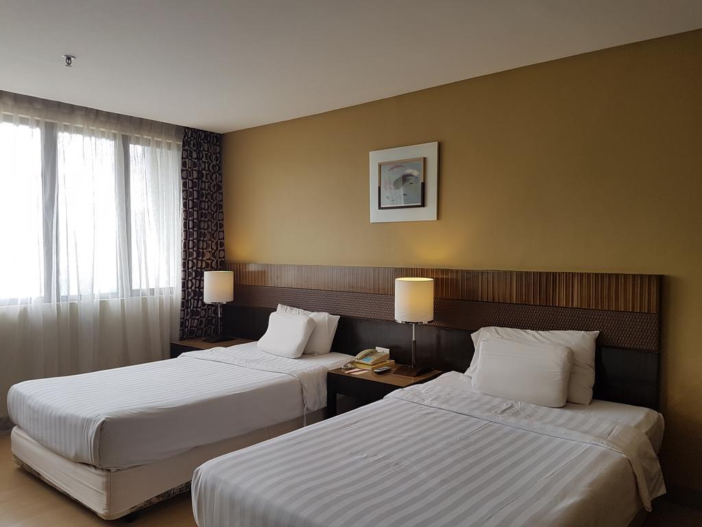 Summit Circle Cebu - Quarantine Hotel Extérieur photo