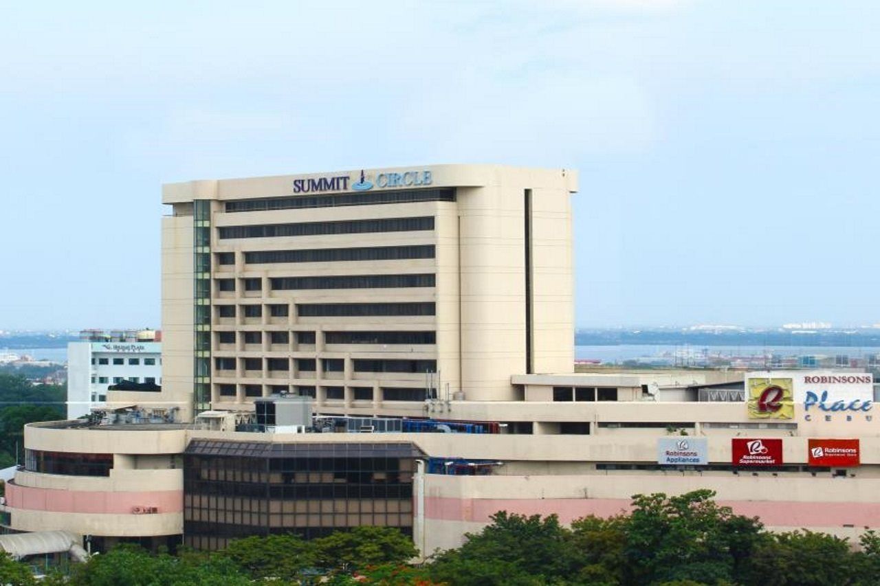 Summit Circle Cebu - Quarantine Hotel Extérieur photo